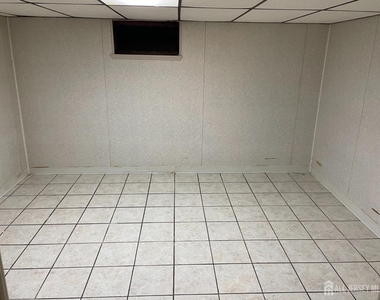 215 Karsey Street - Photo Thumbnail 13