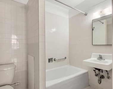 862 W End Avenue - Photo Thumbnail 1