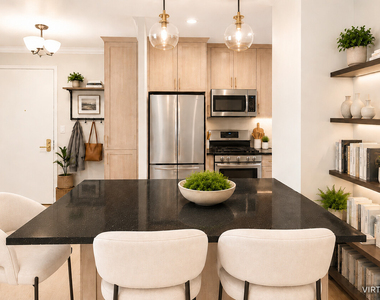 305 E 40th Street - Photo Thumbnail 1