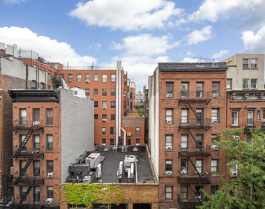245 Mulberry Street - Photo Thumbnail 5