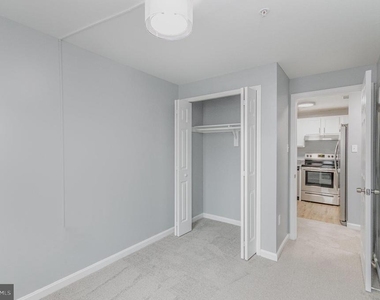 100 Grosvenor Lane - Photo Thumbnail 18