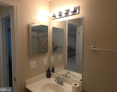 15546 Miller School Place - Photo Thumbnail 21
