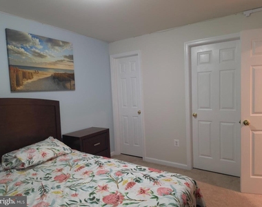 15546 Miller School Place - Photo Thumbnail 16