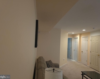 15546 Miller School Place - Photo Thumbnail 9