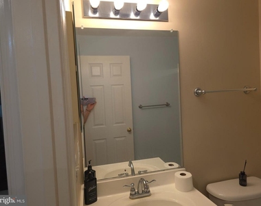 15546 Miller School Place - Photo Thumbnail 22