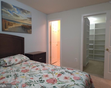 15546 Miller School Place - Photo Thumbnail 13