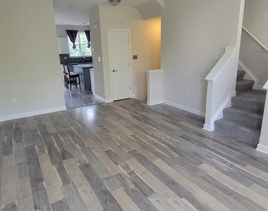 42497 Magellan Square - Photo Thumbnail 25