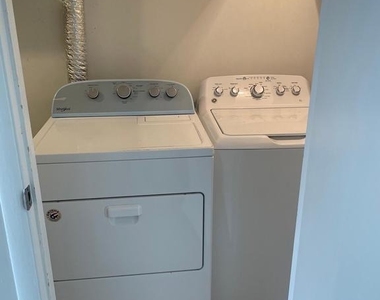 216 Maple Street - Photo Thumbnail 13