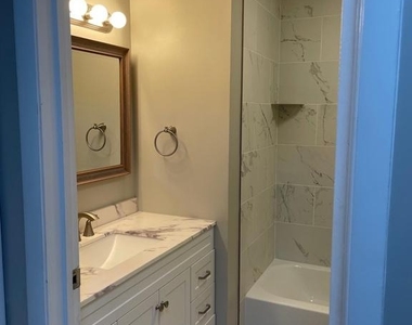 216 Maple Street - Photo Thumbnail 14