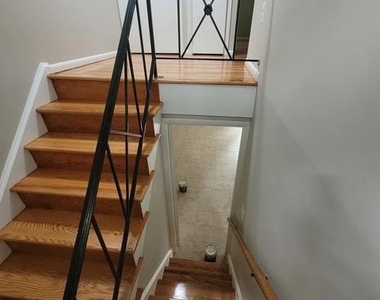 216 Maple Street - Photo Thumbnail 3