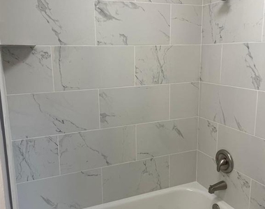 216 Maple Street - Photo Thumbnail 15