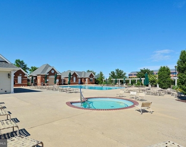 20056 Northville Hills Terrace - Photo Thumbnail 44