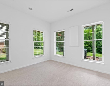 20056 Northville Hills Terrace - Photo Thumbnail 27