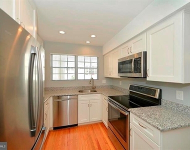 109 Fort Evans Road Se - Photo Thumbnail 5