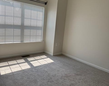 21752 Ascot Court - Photo Thumbnail 9