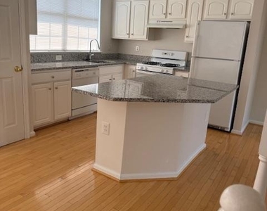 21752 Ascot Court - Photo Thumbnail 7