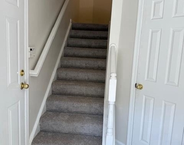 21752 Ascot Court - Photo Thumbnail 2