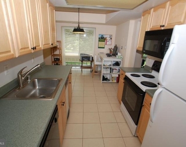10223 Valentino Drive - Photo Thumbnail 2