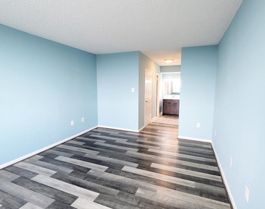 3701 S George Mason Drive - Photo Thumbnail 9