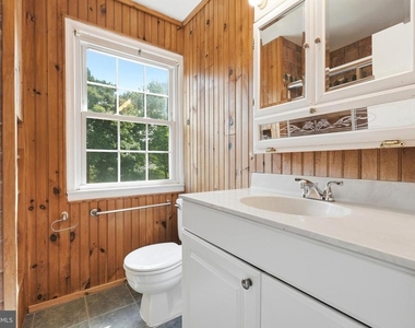 8031 Sleepy View Lane - Photo Thumbnail 25