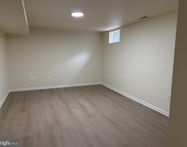8219 Electric Avenue - Photo Thumbnail 33