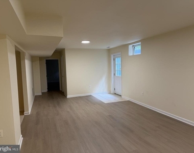 8219 Electric Avenue - Photo Thumbnail 32
