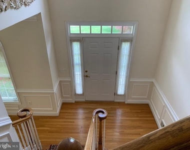 8219 Electric Avenue - Photo Thumbnail 6