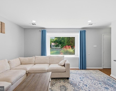 9120 Huber Court - Photo Thumbnail 1