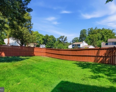9120 Huber Court - Photo Thumbnail 27