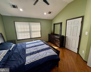 3942 Kathryn Jean Court - Photo Thumbnail 15
