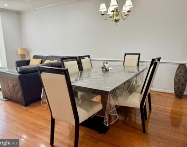 3942 Kathryn Jean Court - Photo Thumbnail 3