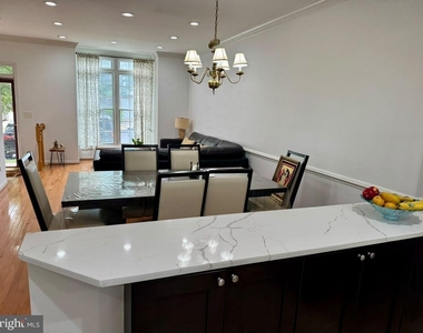 3942 Kathryn Jean Court - Photo Thumbnail 7