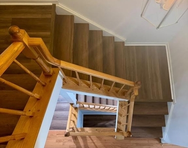 3942 Kathryn Jean Court - Photo Thumbnail 11
