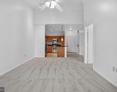 12945 Centre Park Circle - Photo Thumbnail 10