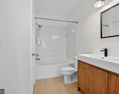 12945 Centre Park Circle - Photo Thumbnail 8