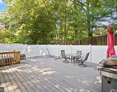 8573 Tyrolean Way - Photo Thumbnail 22