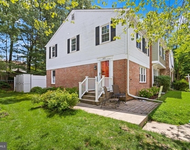 8573 Tyrolean Way - Photo Thumbnail 24