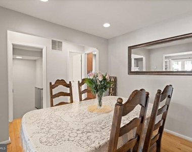 8573 Tyrolean Way - Photo Thumbnail 4