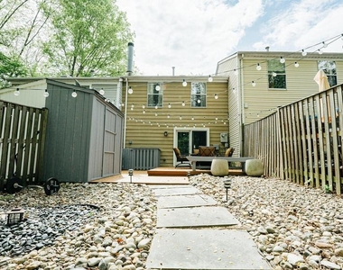 9134 Everett Court - Photo Thumbnail 21