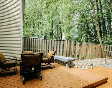 9134 Everett Court - Photo Thumbnail 15