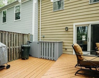 9134 Everett Court - Photo Thumbnail 18