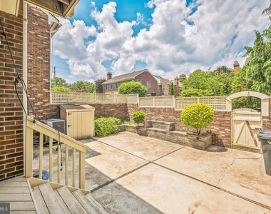 7330 Lewinsville Park Court - Photo Thumbnail 20