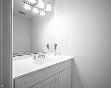 7330 Lewinsville Park Court - Photo Thumbnail 10