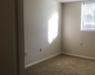 10724 West Drive - Photo Thumbnail 21