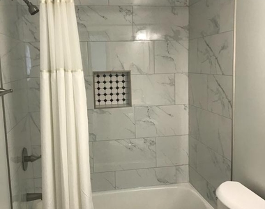 10724 West Drive - Photo Thumbnail 14
