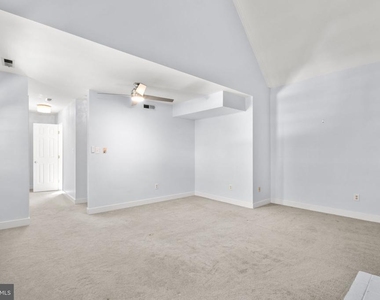 1011 Charles Street - Photo Thumbnail 28