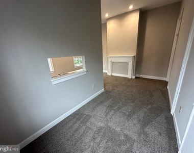 200 Hanover Street - Photo Thumbnail 5
