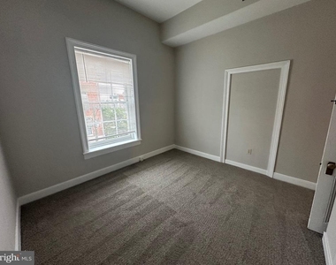 200 Hanover Street - Photo Thumbnail 9