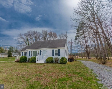 7096 Ladysmith Road - Photo Thumbnail 16