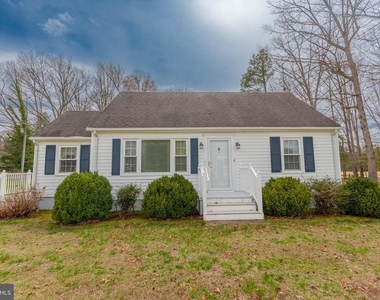 7096 Ladysmith Road - Photo Thumbnail 17